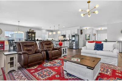 429 Fairway Lane, Sycamore, IL 60178 - Photo 4