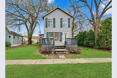 225 E Pine Street, Paxton, IL 60957 - Photo 1