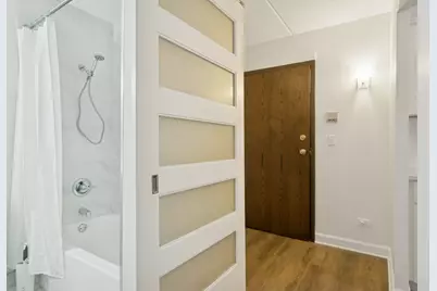 300 W Fullerton Avenue #320, Addison, IL 60101 - Photo 8