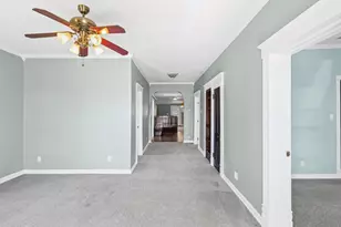 103 E Griggs St, Mansfield, IL 61854 - Photo 4