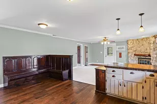 103 E Griggs St, Mansfield, IL 61854 - Photo 12