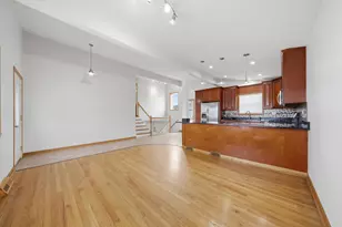 10725 S Rutherford Ave, Worth, IL 60482 - Photo 12