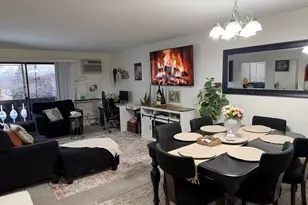 2 Timber Ln, Vernon Hills, IL 60061 - Photo 4