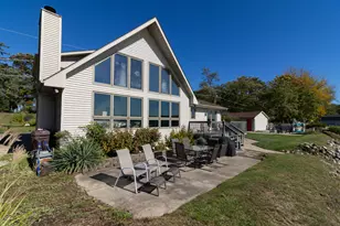 23231 W Lakeshore Dr, Antioch, IL 60002 - Photo 1