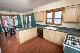 23231 W Lakeshore Dr, Antioch, IL 60002 - Photo 8