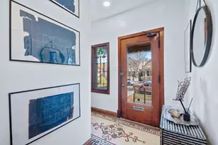 2624 N Albany Ave, Chicago, IL 60647 - Photo 2