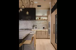 1180 Oak Ridge Dr, Glencoe, IL 60022 - Photo 16