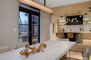 1180 Oak Ridge Dr, Glencoe, IL 60022 - Photo 20