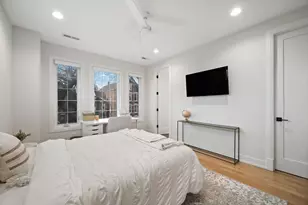 2042 N Honore St, Chicago, IL 60614 - Photo 22