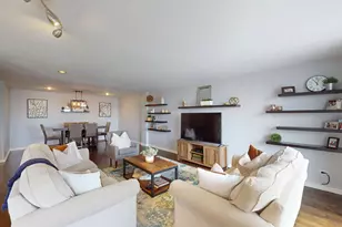 9560 Gross Point Rd, Skokie, IL 60076 - Photo 10