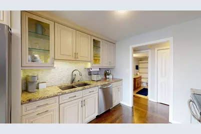 9560 Gross Point Road #404B, Skokie, IL 60076 - Photo 18