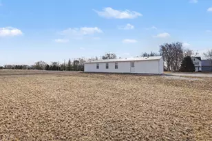 11064 W Bruns Rd, Monee, IL 60449 - Photo 10