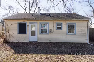 762 N Webster Circle, Kankakee, IL 60901 - Photo 34