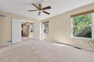 5805 Castlewood Trail, McHenry, IL 60050 - Photo 18