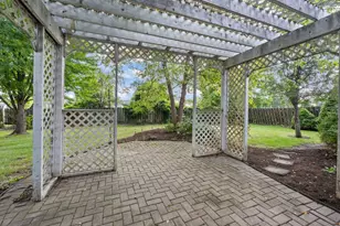 5805 Castlewood Trail, McHenry, IL 60050 - Photo 28