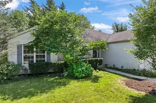 5805 Castlewood Trail, McHenry, IL 60050 - Photo 4