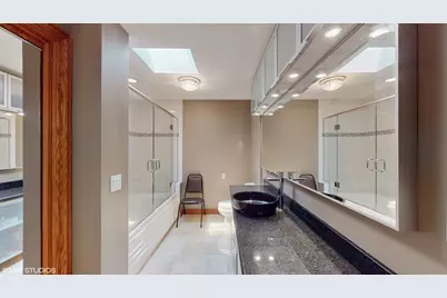 270 W Fremont Avenue, Elmhurst, IL 60126 - Photo 22