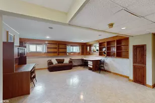 270 W Fremont Ave, Elmhurst, IL 60126 - Photo 14