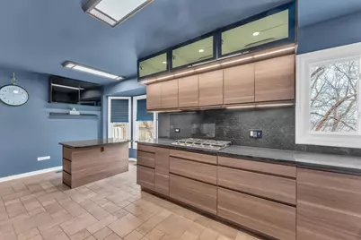 6063 Morningside Court, Gurnee, IL 60031 - Photo 10