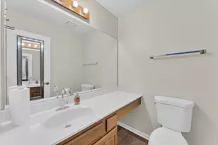 6063 Morningside Ct, Gurnee, IL 60031 - Photo 12