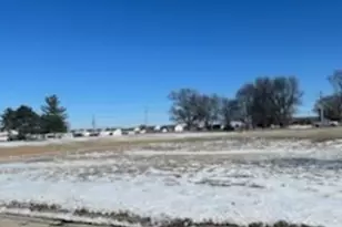 41Xx Back St, Loves Park, IL 61111 - Photo 1