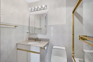 8620 Waukegan Rd, Morton Grove, IL 60053 - Photo 14