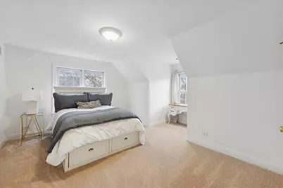 692 Chidester Street, Glen Ellyn, IL 60137 - Photo 24