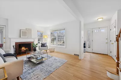 692 Chidester Street, Glen Ellyn, IL 60137 - Photo 4