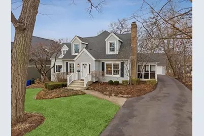 692 Chidester Street, Glen Ellyn, IL 60137 - Photo 1