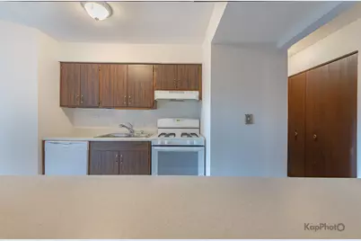 1840 W Highland Avenue #E-105, Elgin, IL 60123 - Photo 12