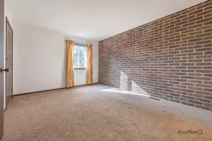 1840 W Highland Ave, Elgin, IL 60123 - Photo 14