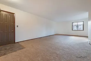 1840 W Highland Ave, Elgin, IL 60123 - Photo 2