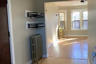 8325 W Sunnyside Ave, Chicago, IL 60640 - Photo 6