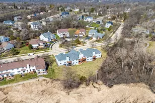 910 Thornwood Dr, Saint Charles, IL 60174 - Photo 28