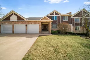 910 Thornwood Dr, Saint Charles, IL 60174 - Photo 1