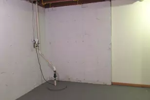 910 Thornwood Dr, Saint Charles, IL 60174 - Photo 20