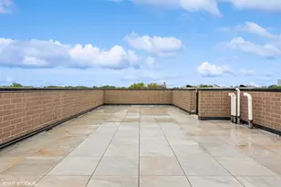 957 N Winchester Pkwy, Chicago, IL 60622 - Photo 26