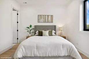 957 N Winchester Pkwy, Chicago, IL 60622 - Photo 22