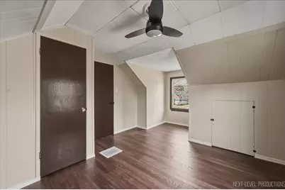 140 S Westlawn Avenue, Aurora, IL 60506 - Photo 18