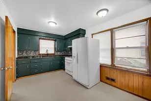 2611 Ellen St, Rockford, IL 61101 - Photo 4