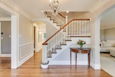 165 Fuller Lane, Winnetka, IL 60093 - Photo 4