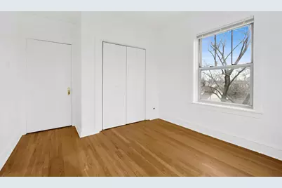 4742 W Roscoe Street #3, Chicago, IL 60641 - Photo 8