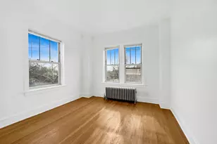 4742 W Roscoe St, Chicago, IL 60641 - Photo 6