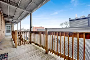 4742 W Roscoe St, Chicago, IL 60641 - Photo 14