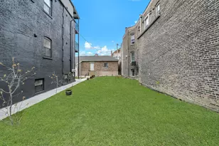 2704 W 24th Pl, Chicago, IL 60608 - Photo 12