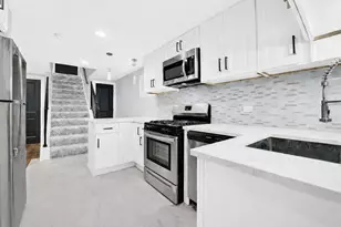 2704 W 24th Pl, Chicago, IL 60608 - Photo 4