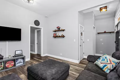 3339 W Le Moyne Street, Chicago, IL 60651 - Photo 4