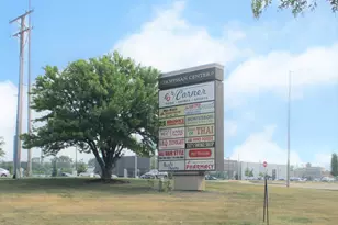 1013 W Golf Rd, Hoffman Estates, IL 60169 - Photo 1