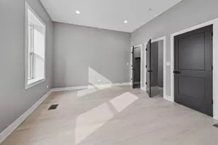 2816 W Warren Blvd, Chicago, IL 60612 - Photo 10