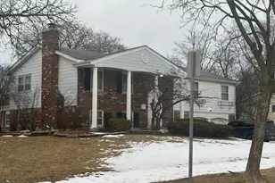 18150 Los Angeles Ave, Homewood, IL 60430 - Photo 1